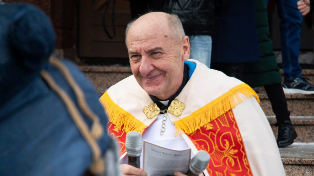 Ks. Krzysztof Pietrzak — Rezydent